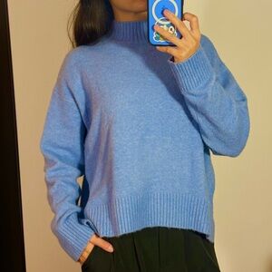 UNIQLO Soufflé Yarn Crewneck Sweater